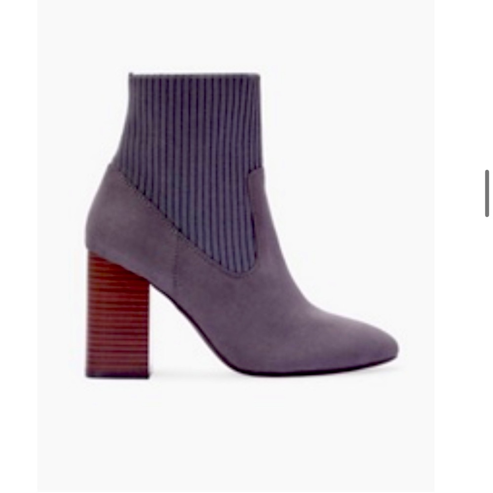 NWOT JustFab booties size 7.5